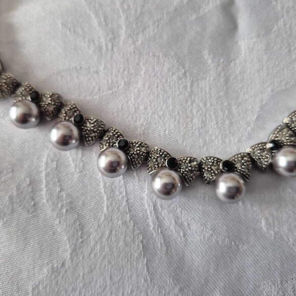 Showstopper Necklace & Earrings set - Picture 2 of 6